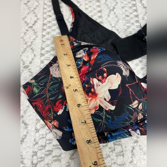 Torrid T-Shirt‎ Bra - 360° Back Smoothing Sixe 42D - Picture 10 of 10